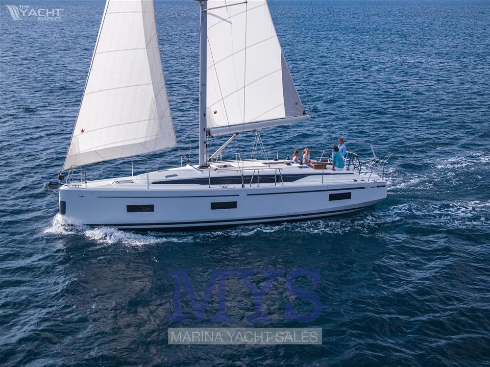 Bavaria C42 - BAVARIA C42 (7)