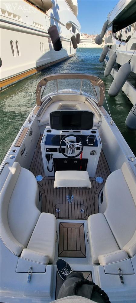 Novuraina Chase 19 IO