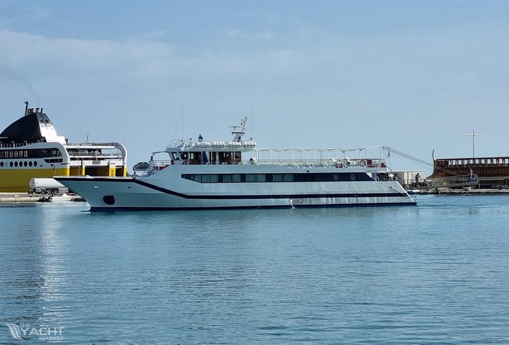 340PAX DAY PASSENGER/TOURISTIC BOAT