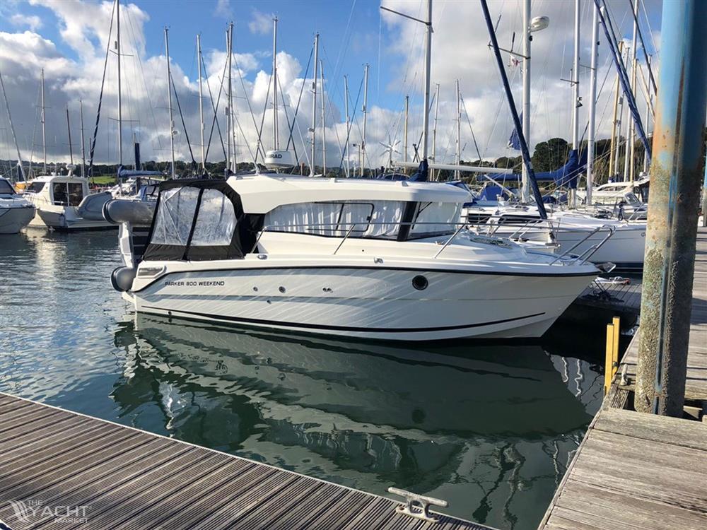 Parker 800 Weekend - Default Image