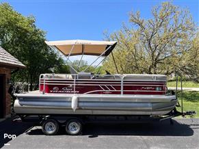 Sun Tracker Party Barge 20 DLX