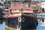 Dutch Barge 60' - Bow