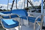 Bertram Flybridge Cruiser - Custom 2 row bridge seating