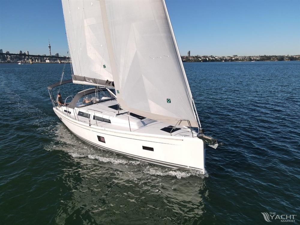 Hanse 388