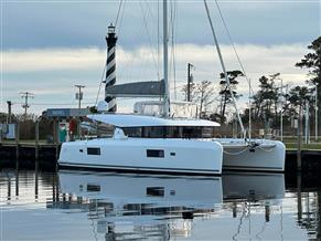 Lagoon 42