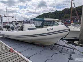 Avon Adventure 6.20 & Aqua-dock