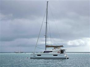 Fountaine Pajot Astrea 42