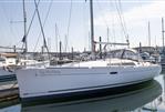 Beneteau Oceanis 37