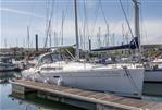 Beneteau Oceanis 37