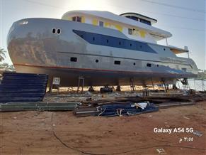 CUSTOMISED YACHT DIVE YACHT