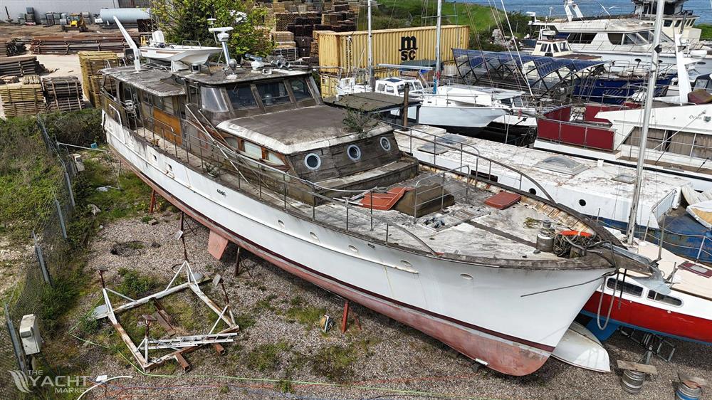 Burger Boat Company 23m