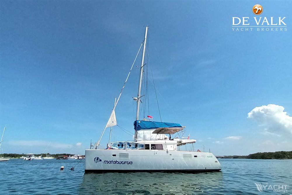 Lagoon 450 - Picture 1