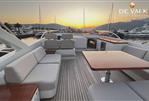 Van der Valk Raised Pilothouse - Picture 6