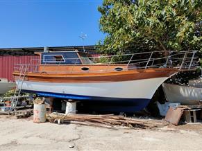 MOTOR YACHT FOR TOURISTIC USE