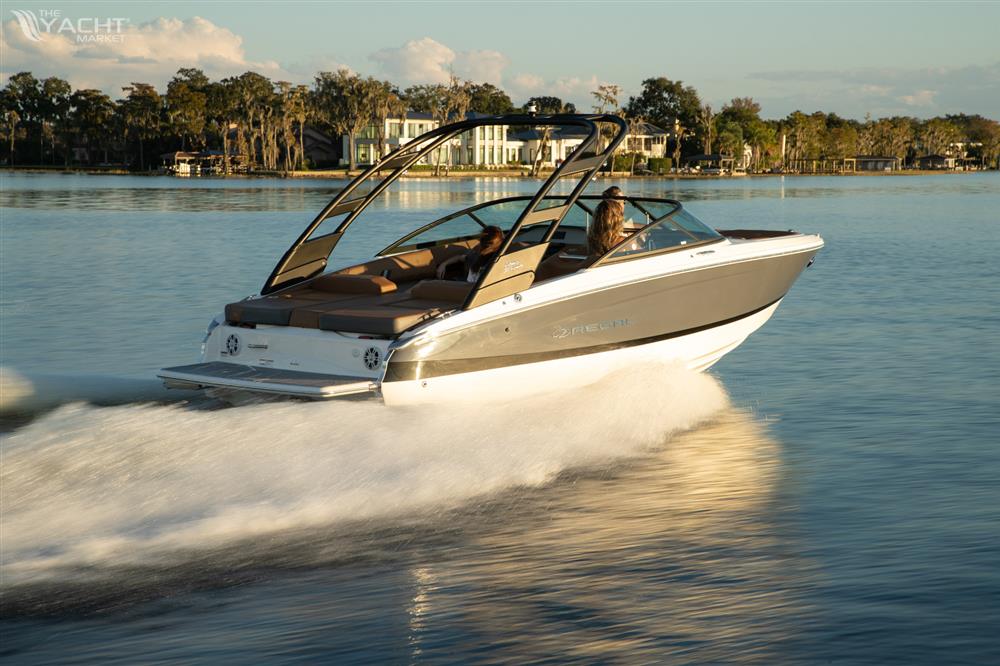 Regal LS2 Bowrider