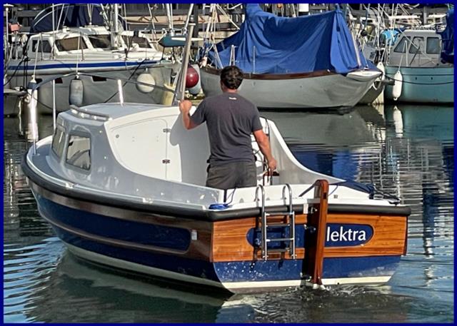 Nelson Nelson 18 Cabin Electric