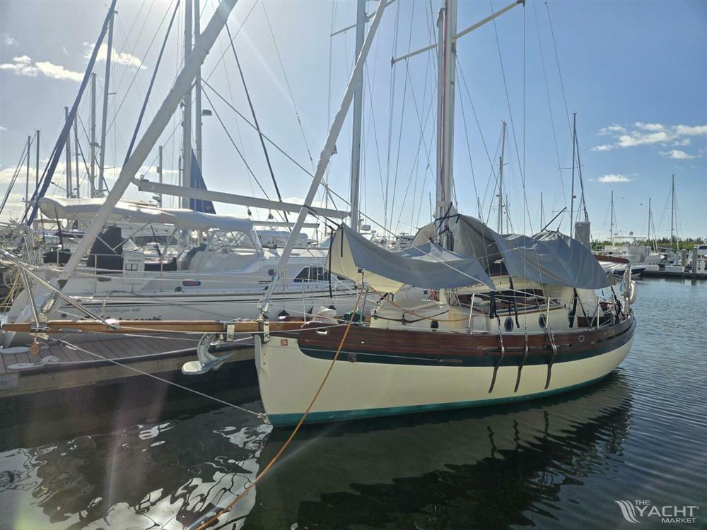 Sam L. Morse Bristol Channel Cutter 28
