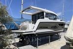 Sealine C390 - 20250603_124038006_iOS