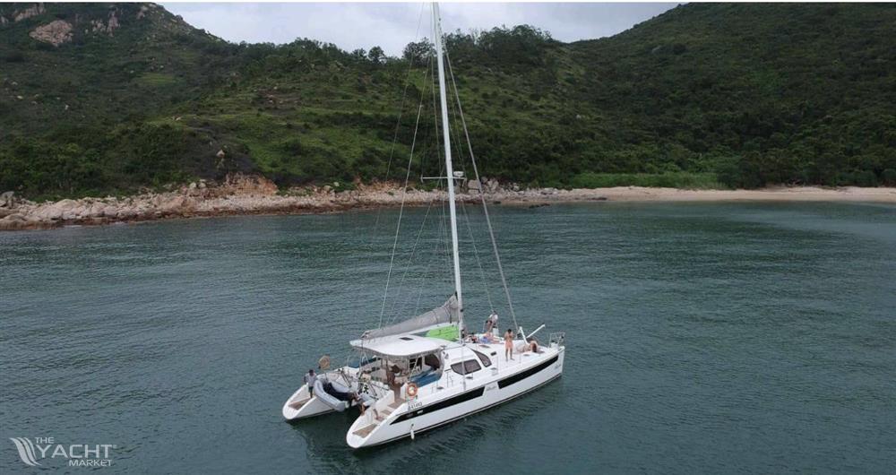PRIVILEGE CATAMARAN 495