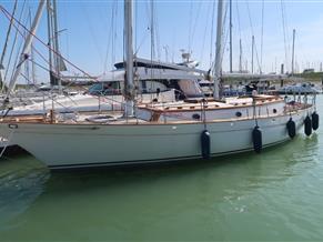 ONE OFF CLASSIC BOAT