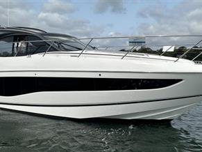 Princess V50 - 3 Cabin Layout