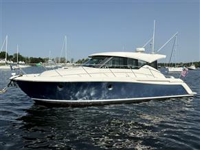 Tiara Yachts 39 Coupe