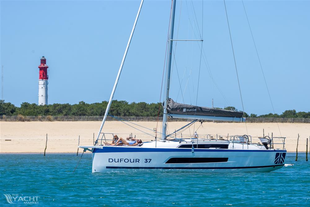 Dufour Dufour 37