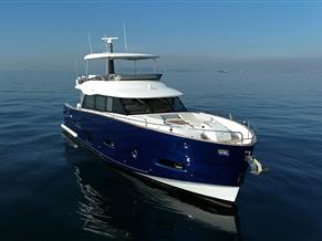 AZIMUT MAGELLANO 66