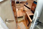 Regal 2565 Window Express - Comfortable Cabin / Full Galley / Wet Bath