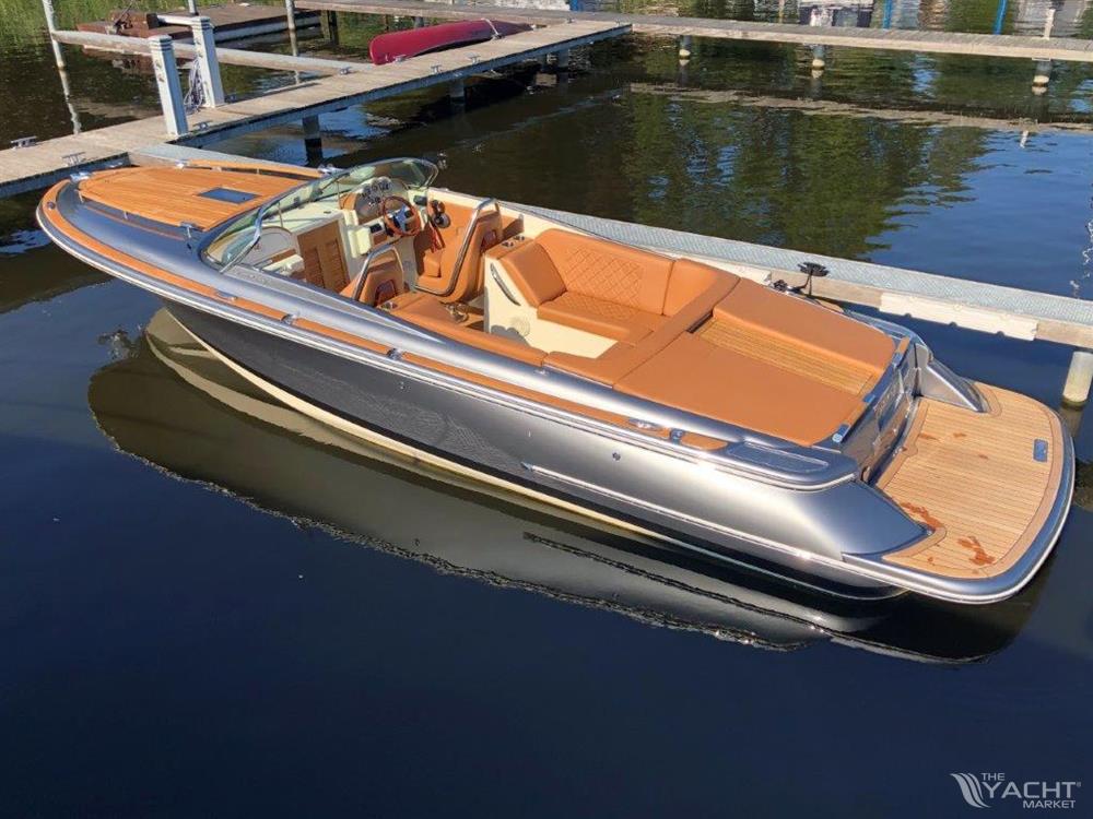 Chris-Craft Corsair 27