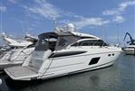 Princess V52