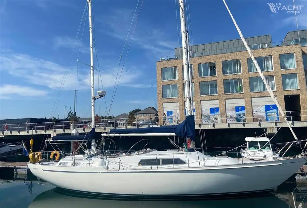 Camper &amp; Nicholsons 48 Ketch