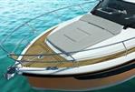 Sealine S335