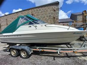 Bayliner 1952