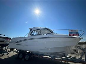 Beneteau Antares 8