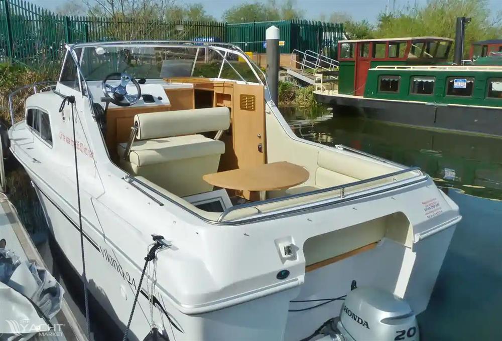 Viking River Cruisers 24 Wide Beam HL