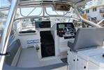 Blackfin Combi 33 - Helm Deck
