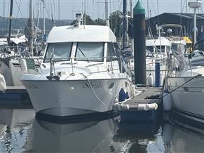 Beneteau Antares Series 9
