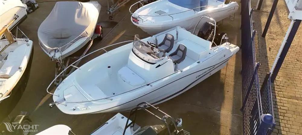 Jeanneau Cap Camarat 6.5 CC