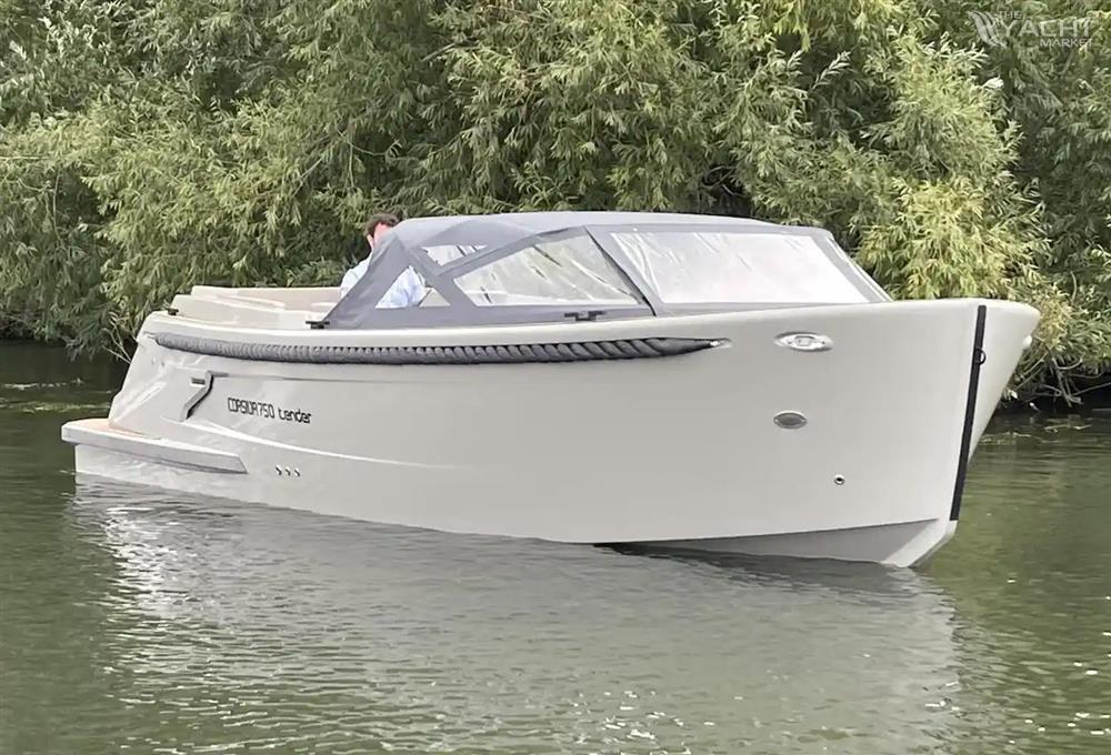 Corsiva 800 Tender