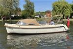 Interboat Intender 820