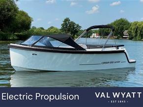 Corsiva 650 Tender
