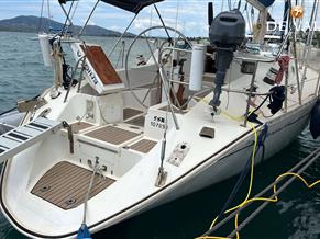 Athena 44