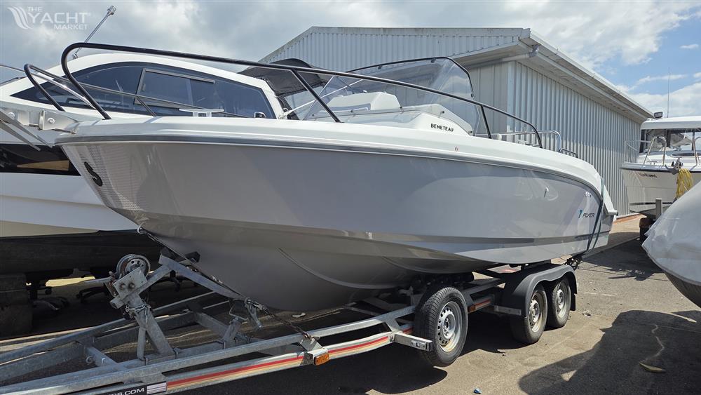 Beneteau Flyer 7 Sundeck