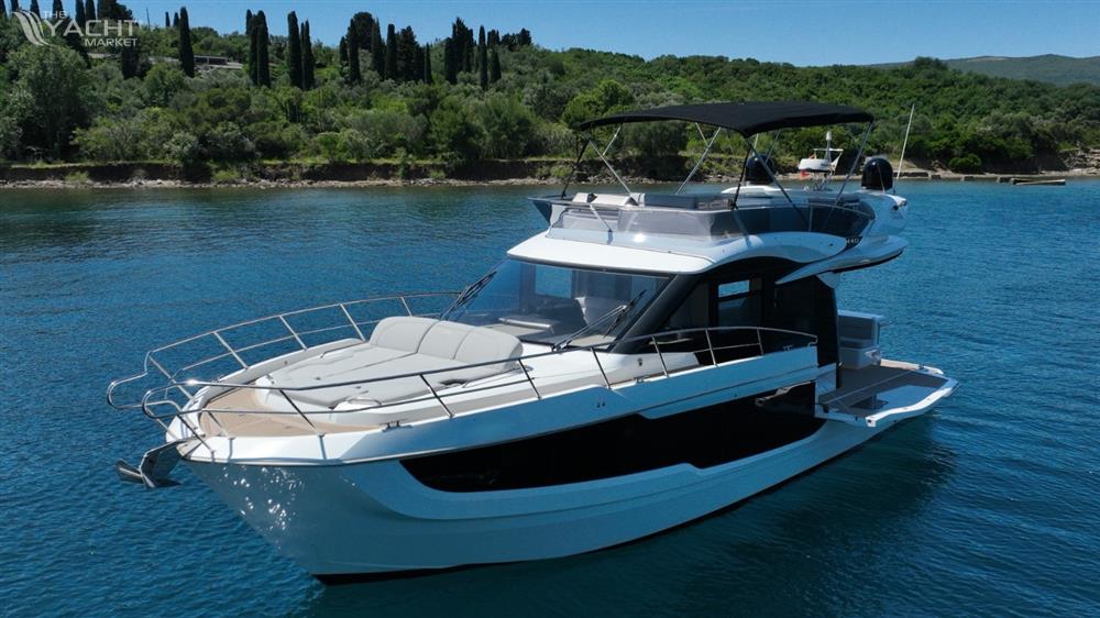 Galeon 440 Fly