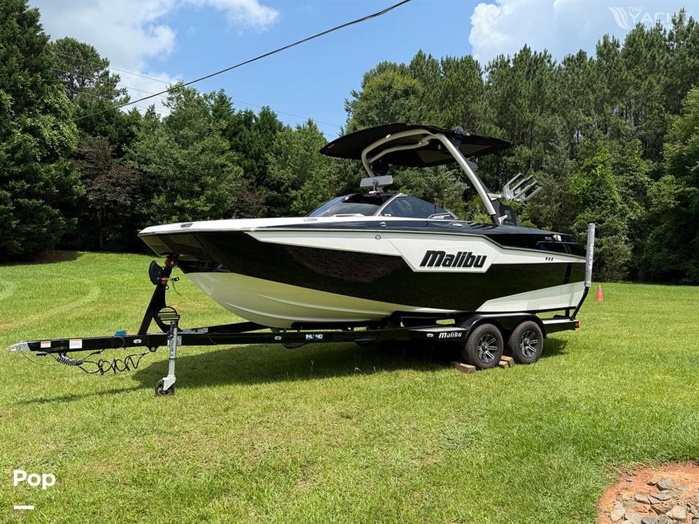 Malibu M220 - 2024 Malibu M220 - Photo #1