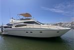Ferretti 46 Anniversary - Design italiano que combina estilo e performance.