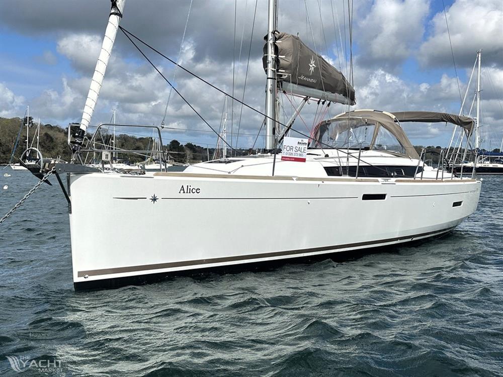 Jeanneau Sun Odyssey 379 - Default Image