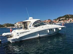 SEA RAY 425 SD - CUMMINS DIESEL