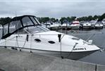 Regal 242 Commodore